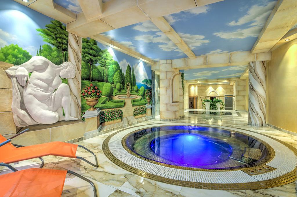 Hotel Krolewski Janów Lubelski Extérieur photo