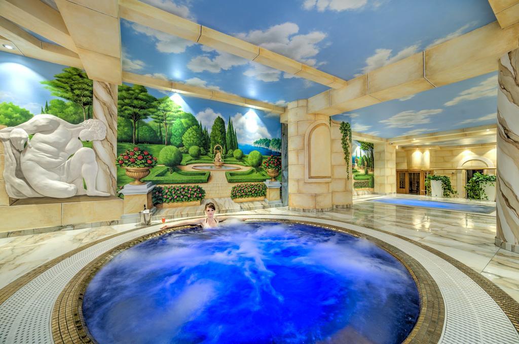 Hotel Krolewski Janów Lubelski Extérieur photo