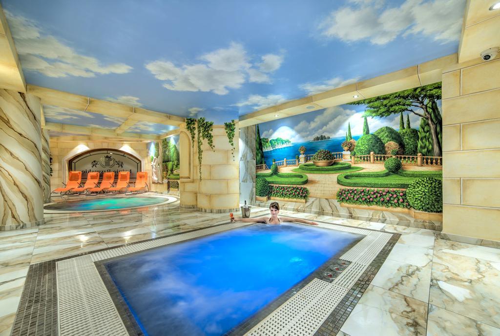 Hotel Krolewski Janów Lubelski Extérieur photo