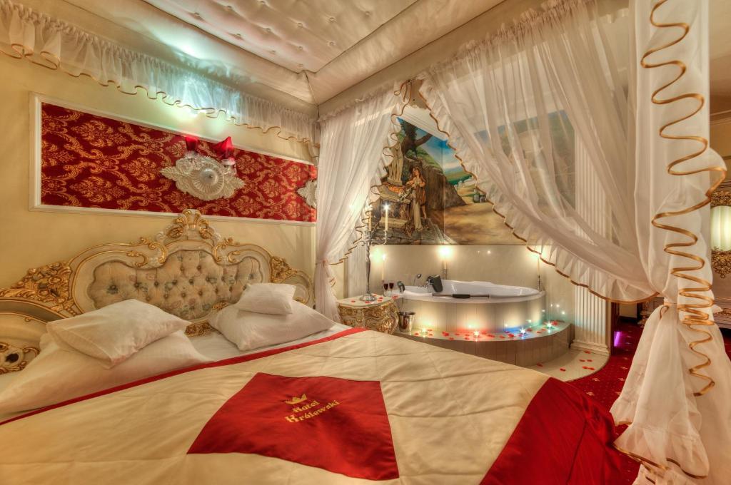 Hotel Krolewski Janów Lubelski Chambre photo