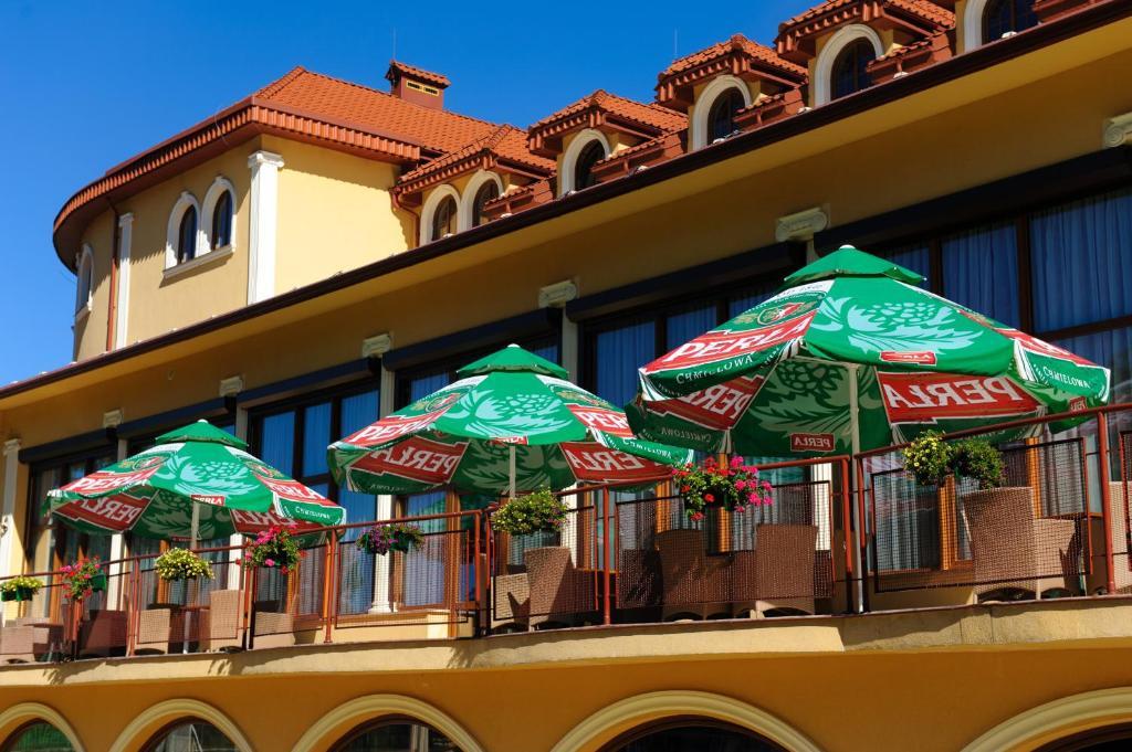Hotel Krolewski Janów Lubelski Extérieur photo