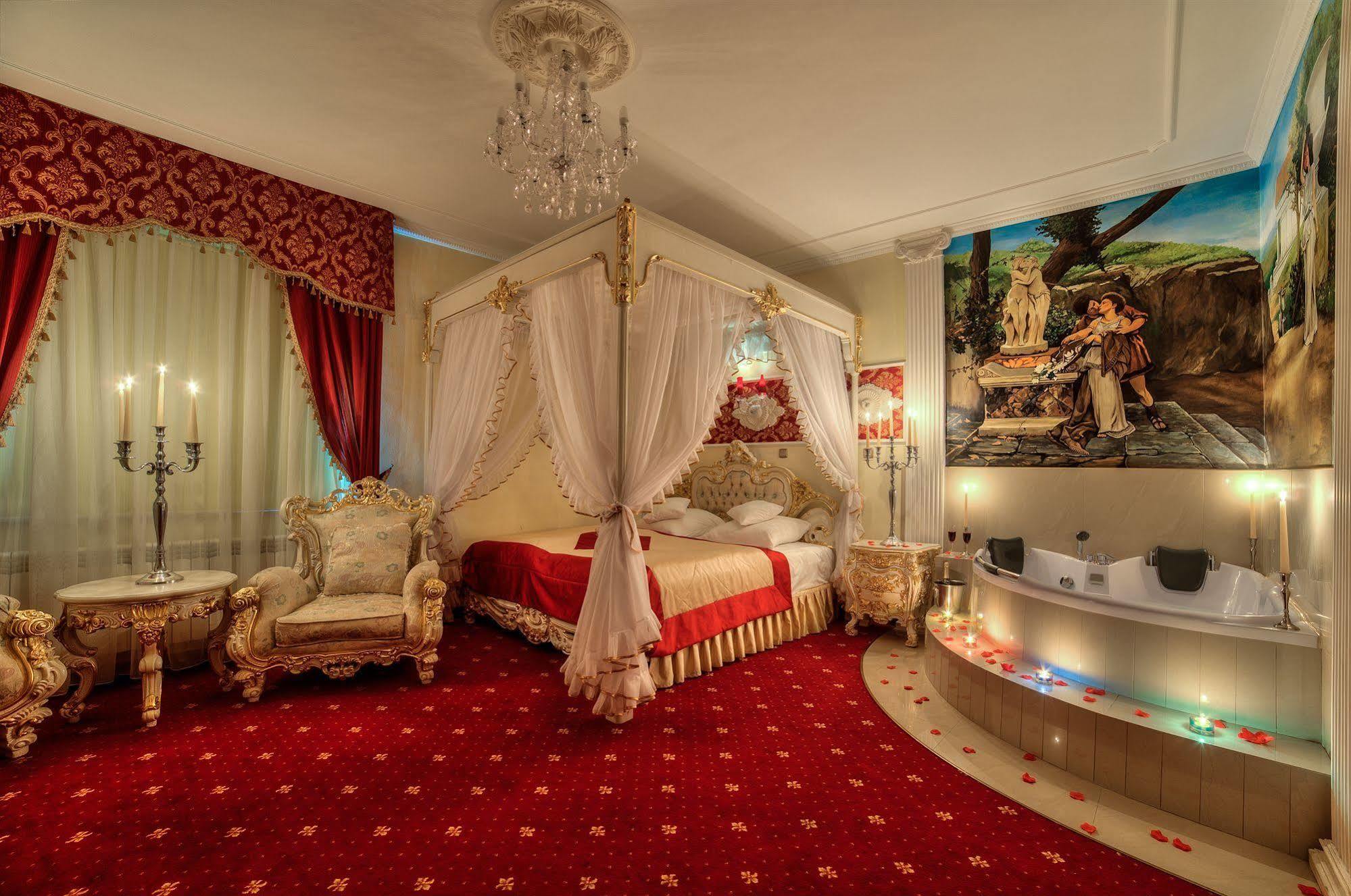 Hotel Krolewski Janów Lubelski Extérieur photo