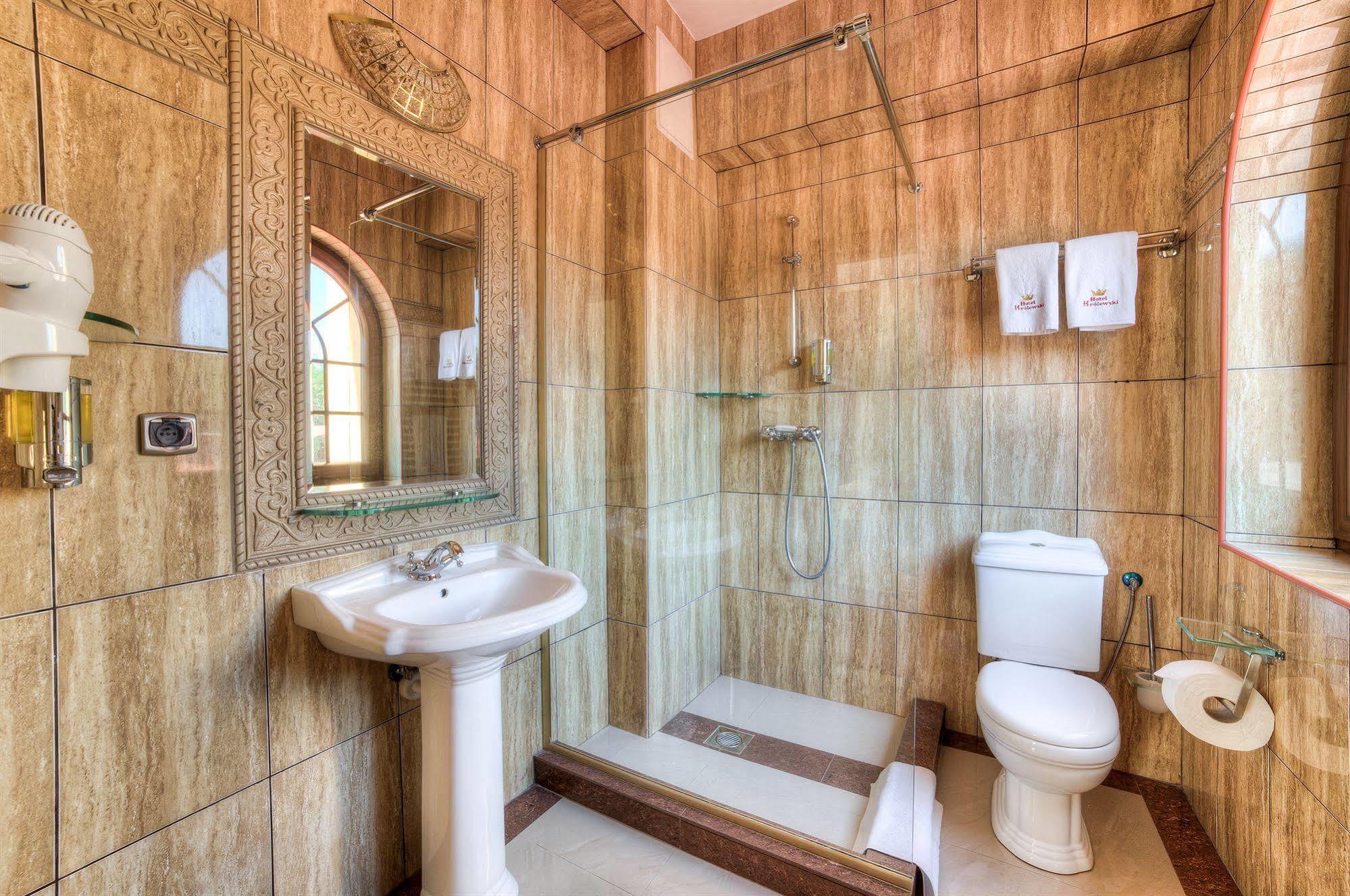 Hotel Krolewski Janów Lubelski Extérieur photo