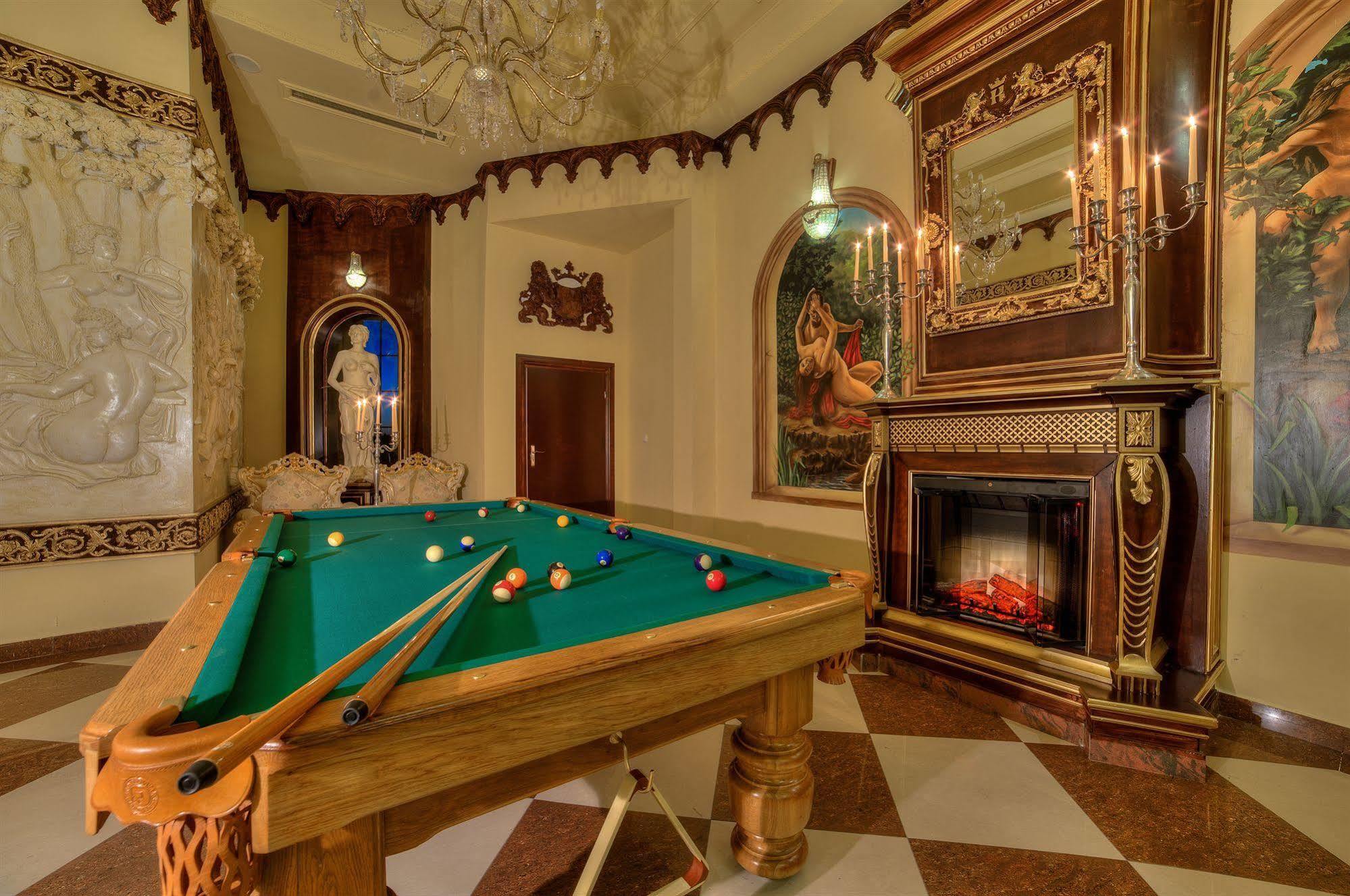Hotel Krolewski Janów Lubelski Extérieur photo